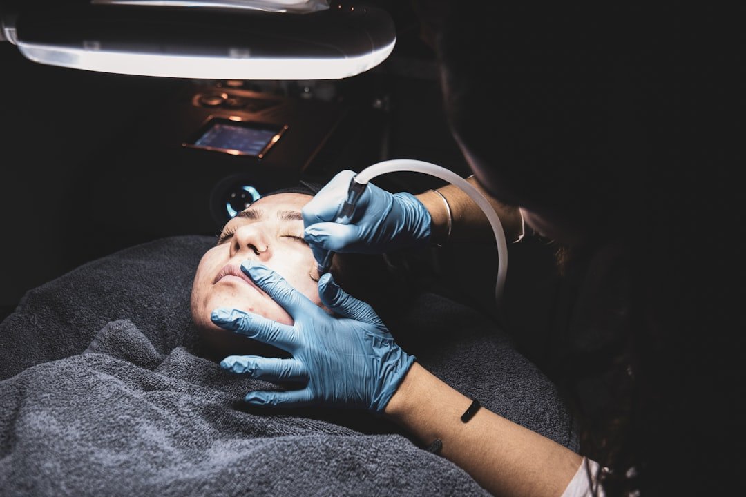 Signature Hydra Facial